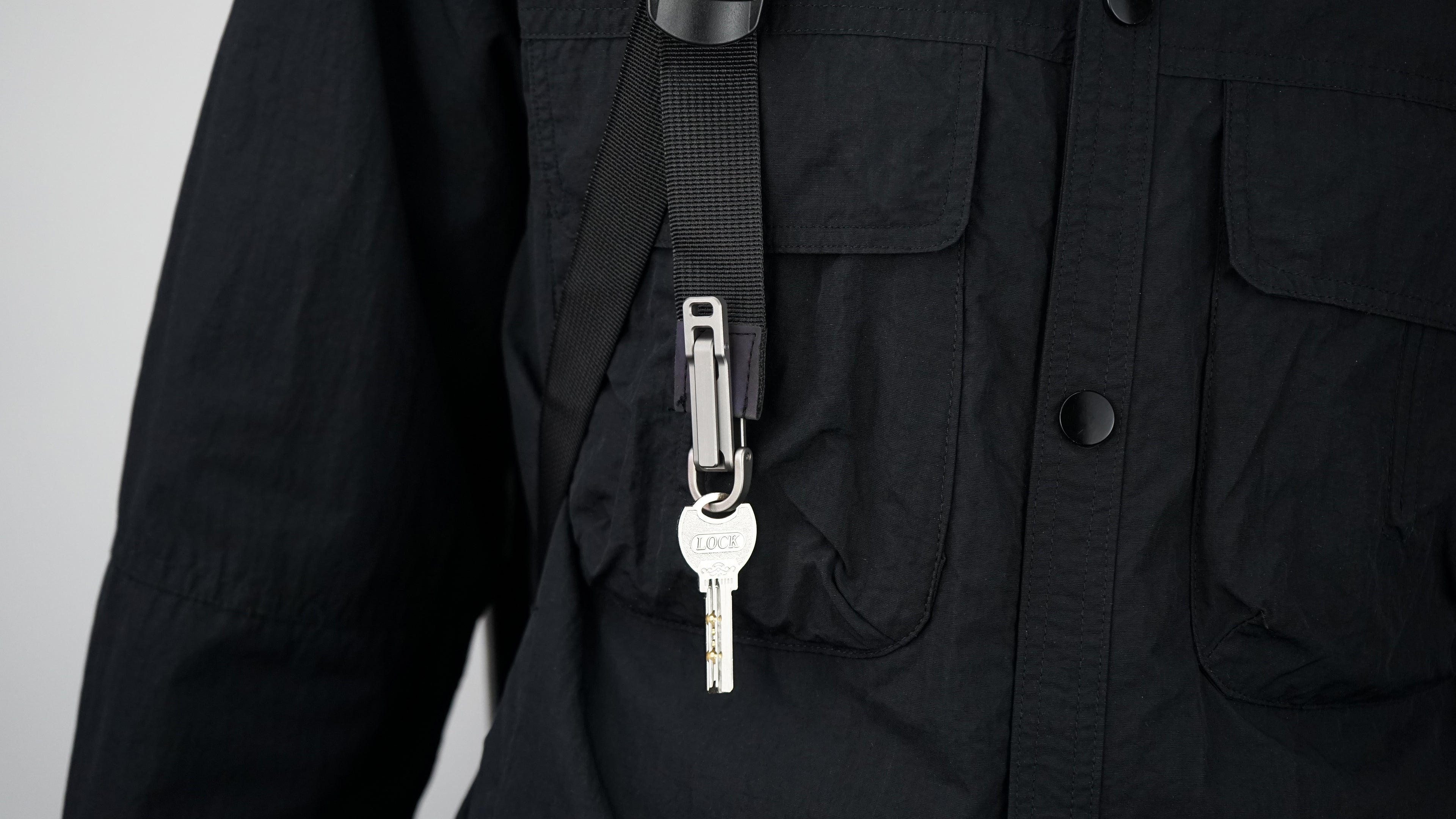 Bite Clip：A powerful clip keychain,Clamp everywhere